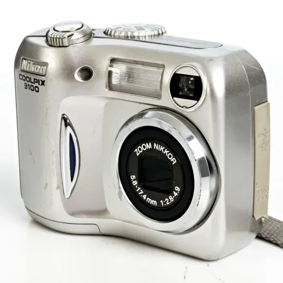 Nikon Coolpix 3100 3.2 Megapixel Digital Camera 3x Zoom TESTED Works - Picture 6 of 7